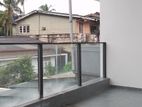 Beautiful Upstairs House For Rent In Near Pamunuwa,Temple Rd, Maharagama