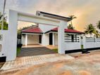 Beautifully Landscape Garden Luxury Single Story House Sale In Negombo
