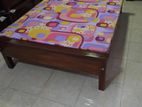 Bed 6ft *4ft