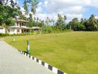 බෙලිඅත්ත බස් පාරෙන් හොද ඉඩමක්
