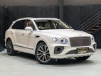 Bentley Bentayga Azure 3.0 litre V6 2025