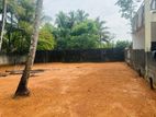 Best Residential Land Near Kandy Road Kalagedihena