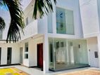 Better Living Just 650M To Beach An Upstairs House For Sale In Negombo