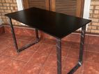 black steel leg table (099)