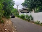 Block of 12 Perches 30 Ft.Rd. with Old House Maharagama