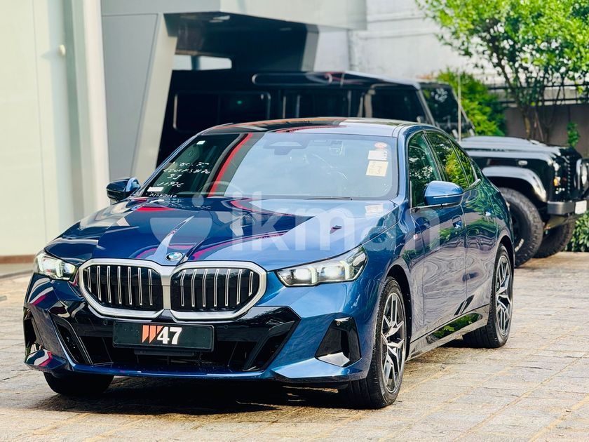 BMW 523i M Sport Plus 2L unre 2024 for Sale in Colombo 5 | ikman