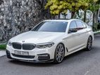 BMW 530i PURE PETROL 2017