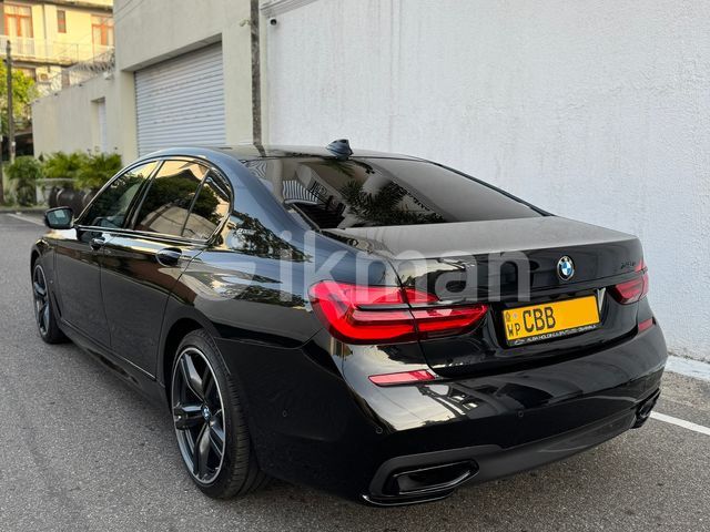 BMW 740E 2018 photo 4