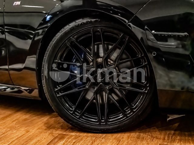 BMW 740I 2024 photo 2