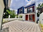 BN Three-Story House for Sale in Ragama (Ref: H2058)