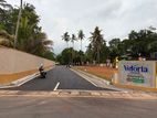 බෝකුන්දර 120 බස් පාරට ආසන්නව ඉඩමක් විකිරීමට