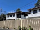 Boralesgamuwa Prime Location Luxury House available For Rent