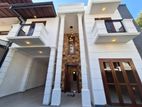 බොරලස්ගමුව නගරයේ සුපිරම නිවසත් විකිනිමට