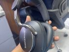 Bowers and Wilkins Px8 Headset