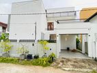 Box Modern Luxury Complete House For Sala ~ Negombo