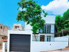 Box Type Modern House for Sale in Piliyandala Kotagedara Junction