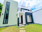Box Type Modern House Sale in Negombo Katuwapitiya