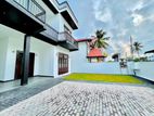 Box Type Modern Nice Design Latest Built New Luxury House Sale Negombo