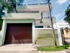 Brand New 03 Storey 05 Bedrooms House In Middle of Piliyandala Town