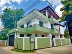 Brand New 03 Storey House In Moratuwa Road Piliyandala Town