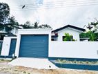 Brand New 10 Perch Single Storey Quality House In High-Level rd Megoda