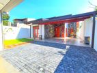 Brand New 10.5 perch luxury House for sale Athurugiriya