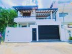 Brand New 2 Storied House Athurugiriya