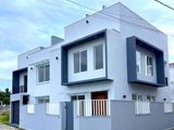 Brand-New 2 Story Super Luxury House From Mount Lavinia - 200 m Galle Rd