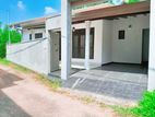 Brand new 3 Bedrooms House for sale in Piliyandala