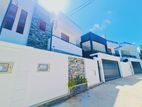 Brand New 3 Storied House for Sale, Piliyandala City