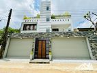 Brand New 3st Luxury House for Sale in Battaramulla