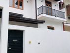 Brand New 3story modern house for sale piliyandala