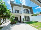 Brand New 4 Bedrooms House for sale in Kottawa Dolekade