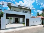 Brand New 4 Bedrooms House for sale in Kottawa Dolekade