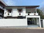 Brand-New Condition House in Talahena Malabe for Sale