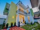 Brand New Elegant Look Box Type House Sale in Negombo