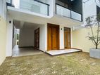 Brand New House for Rent in Pelawatta