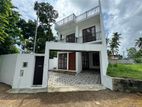 Brand New House For Sale In Athurugiriya Oruwla Road