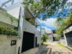 Brand new house for sale in battaramulla