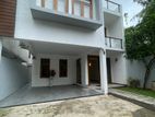 Brand New House for Sale in Talawathugoda