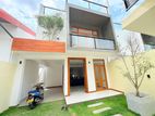 Brand New House for Sale Pelawatta