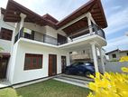 Brand-New House For Sale Piliyandala Kahathuduwa - FACING BUS RD
