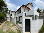 Brand-New House From Bird-Park Kotte - Battaramulla