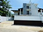 Brand-New House From Nugegoda Off Egodawatta Rd Wijerama