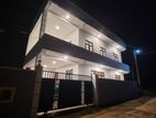 Brand-New House in Homagama Meegoda Godagama - ගොඩගම නගරයට විනාඩි 10යි