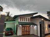 Brand New House near Ragama-රාගමින් නවීන තනිමහල් නිවසක් වෙලකට මායිම්ව