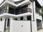 Brand New House Sale in Thalawathugoda