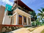 Brand New Luxurious House in Mawathagama