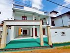 Brand New Luxury 03 Storey Quality House In Piliyandala Town Limit