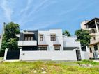 Brand New Luxury 2 Storey house for sale in Battaramula Lake Road.